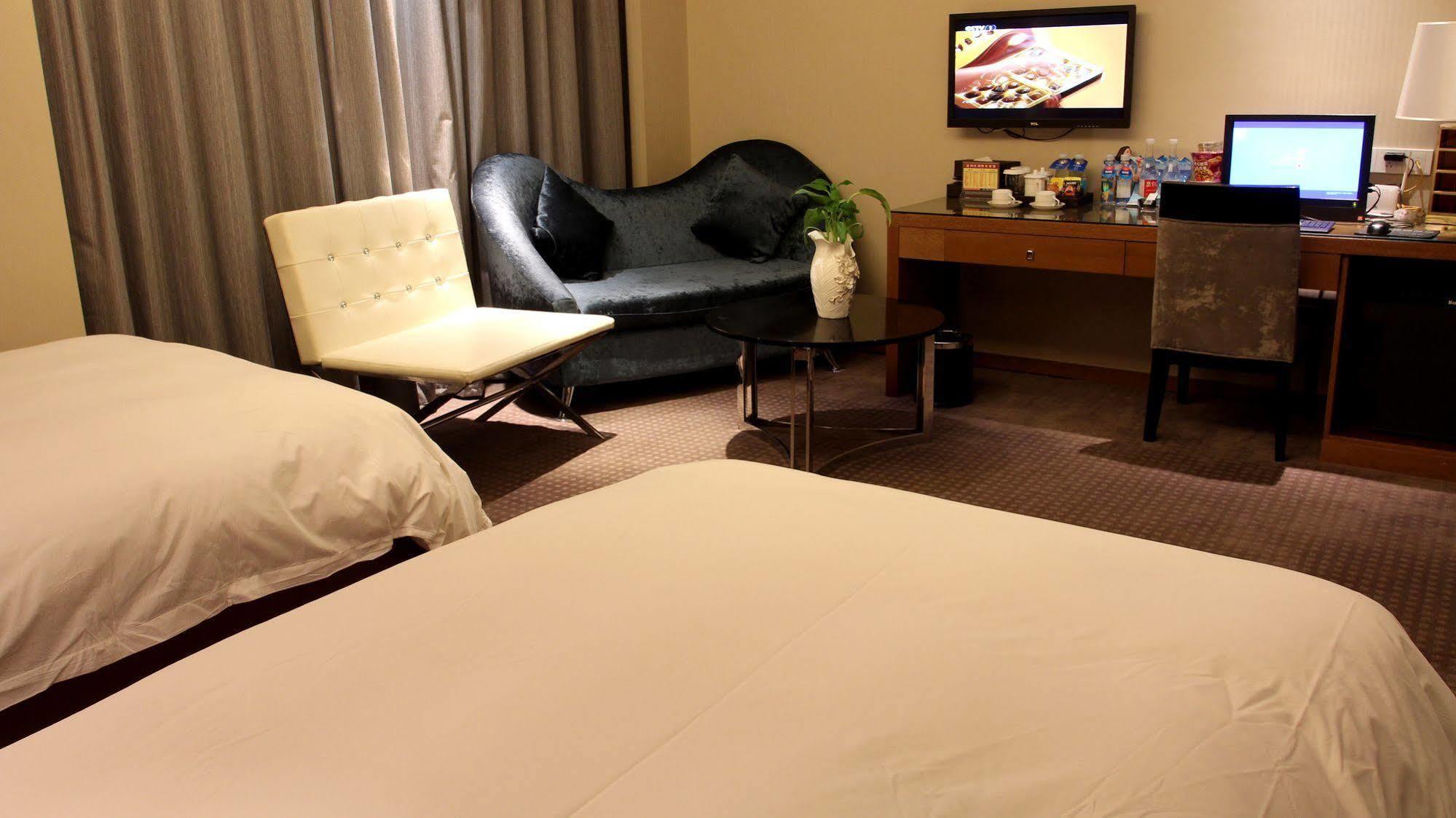Yiwu Wendemu International Hotel Exterior photo
