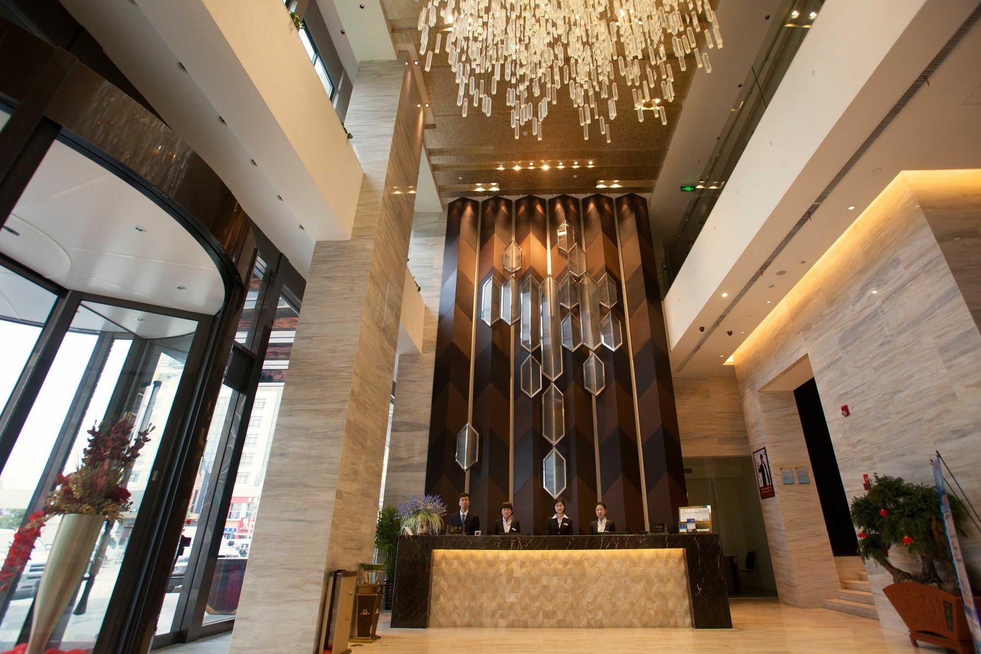 Yiwu Wendemu International Hotel Exterior photo